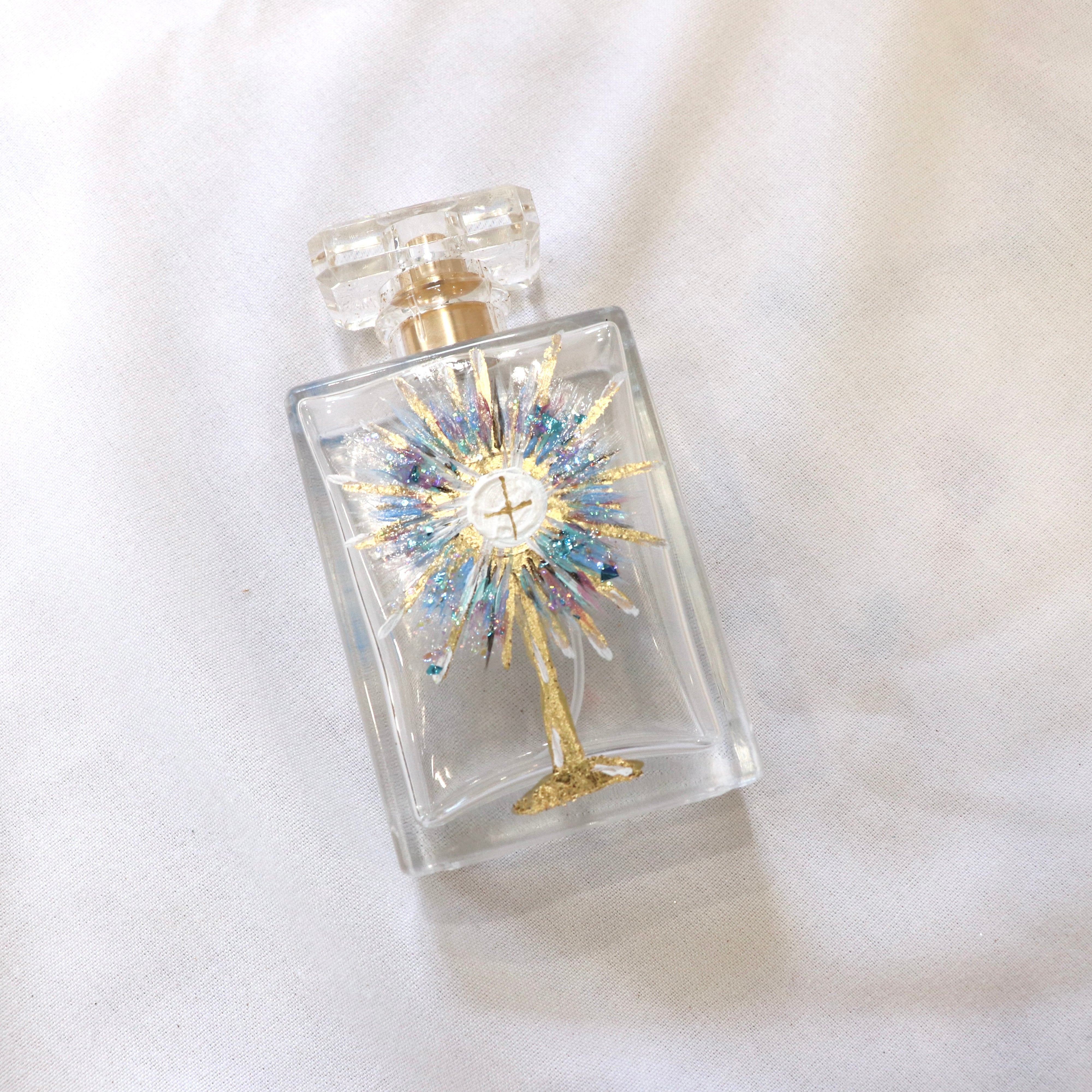 Jesus in the Eucharist | Hand Painted Holy Water Spray Vessel | Large Gold